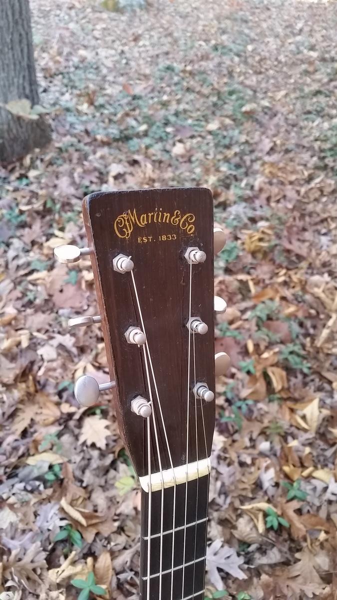 [1946 Martin D-28 Headstock]