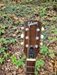 [1968 Gibson B-25 Headstock]
